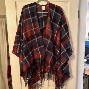 Women's shawl cape w/ fringe: navy blue & burnt orange/red plaid (one size)